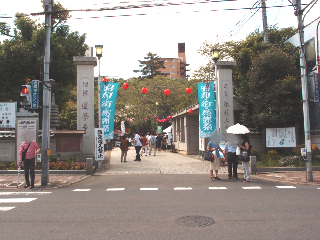 川越・昭和の街の感謝祭はちょっとDEEPな大人の祭典